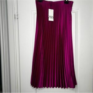 ZARA Satin Effect Pleated Midi Skirt | Rasberry Pink Colour | Size M